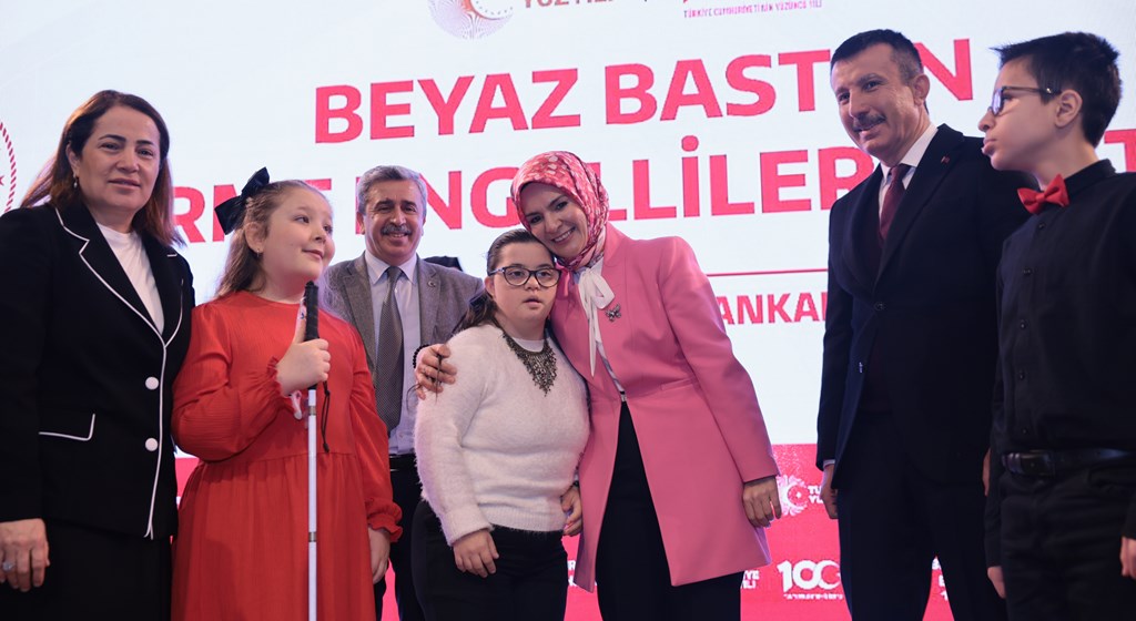 Aile ve Sosyal Hizmetler Bakanımız Göktaş "Beyaz Baston Görme Engelliler Haftası" Programına Katıldı