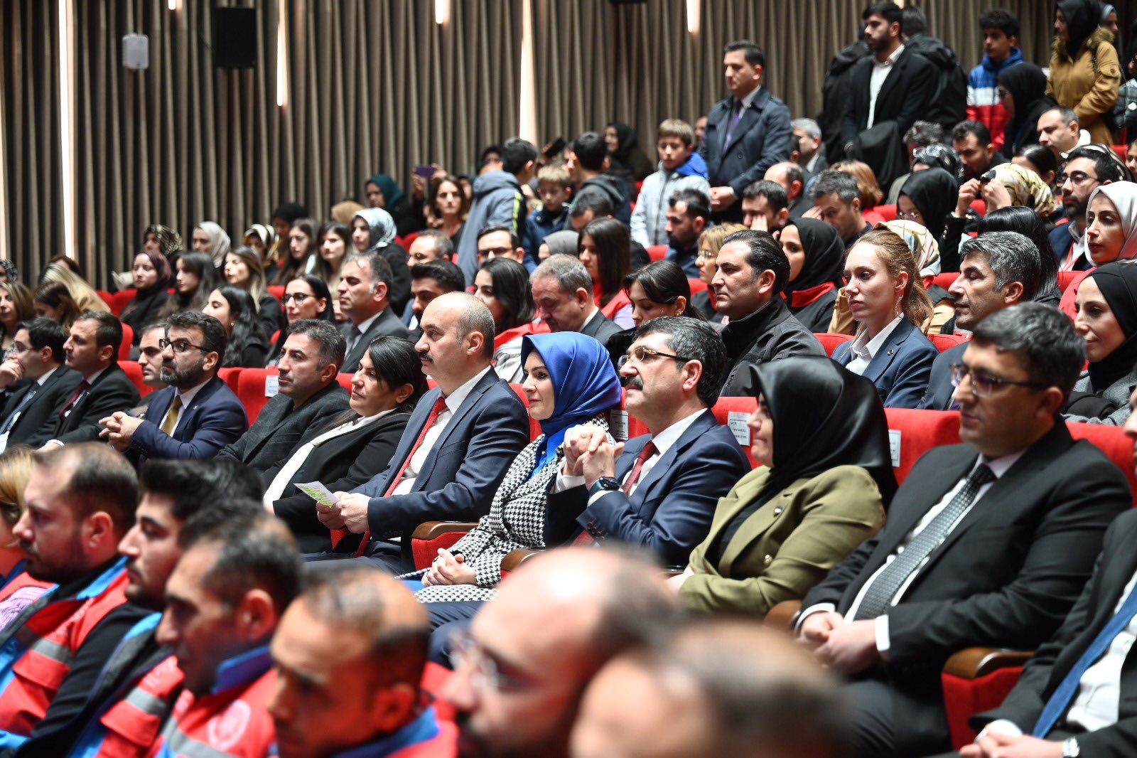 Aile ve Sosyal Hizmetler Bakanı Sayın Mahinur Özdemir Göktaş Necat Nasıroğlu külliyesinde