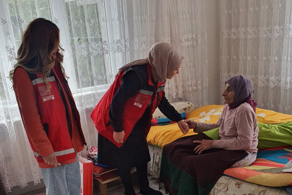 Minister Mahinur Özdemir Göktaş: "The Ministry has started to deposit a total of 2.8 billion TL Home Care Allowance into accounts"