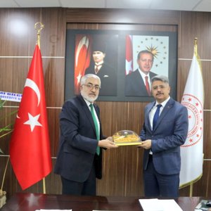 Sivas İHH İnsani Yardım Vakfı, İl Müdürümüz Özgür Kırmızıtaş'ı Ziyaret Etti - fotoğraf 3