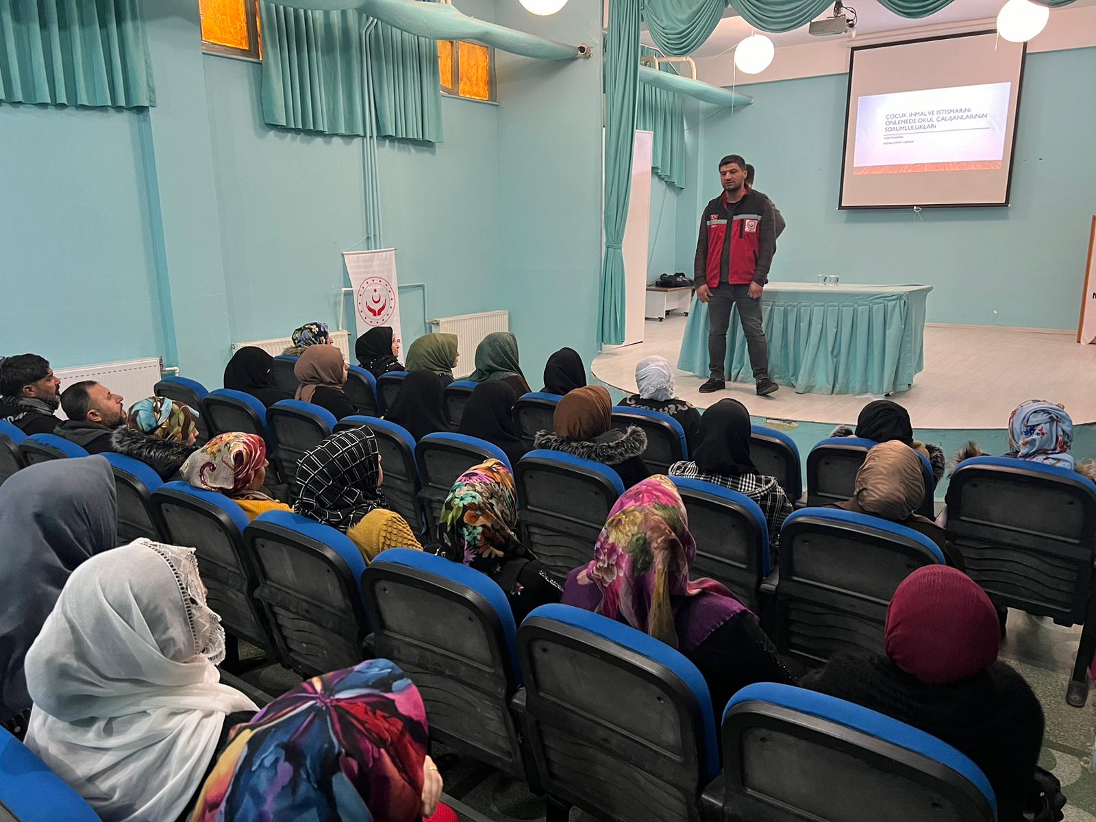 Etkili ve Yetkin Ebeveynlik ile Teknoloji Bağımlılığı Eğitimleri