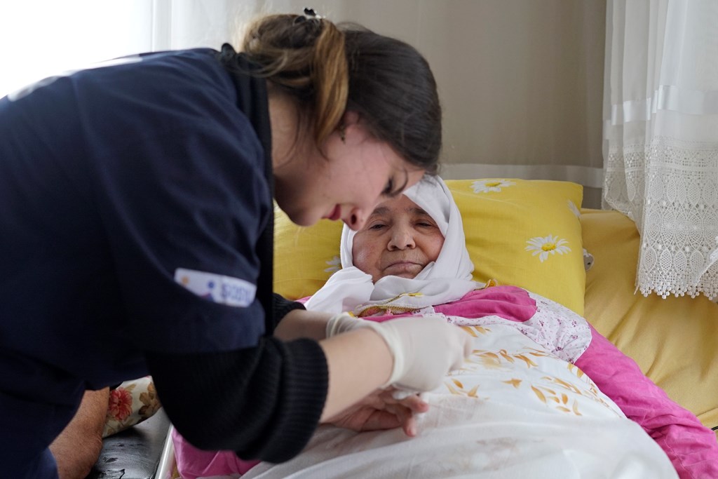 Minister of Family and Social Services Göktaş: "The Ministry has started to pay Home Care Allowance payments to the accounts of the rights holders in an incremental manner”