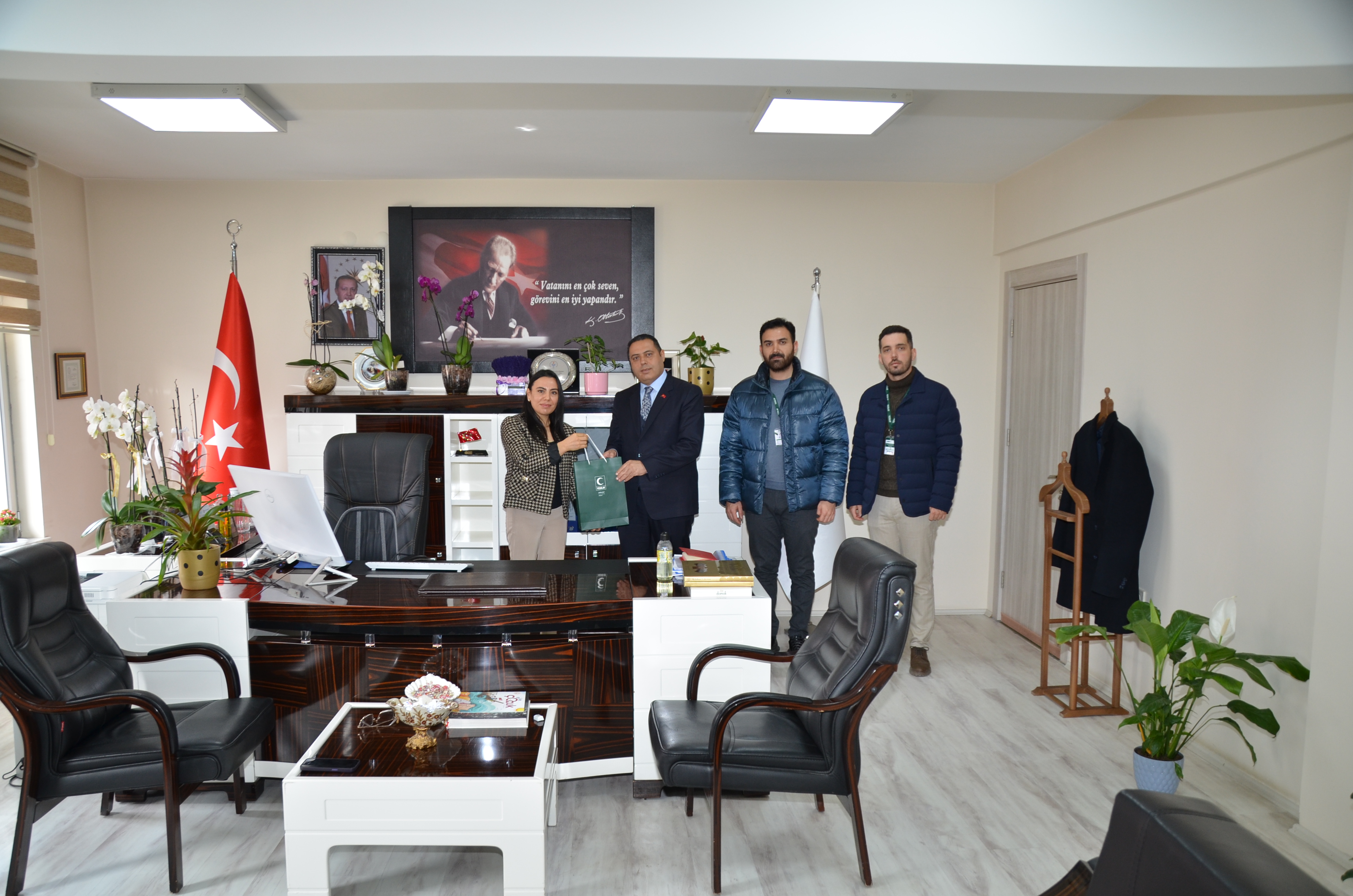 Yeşilay Kars Temsilcisi ve YEDAM İl Müdürümüzü ziyaret ettiler.