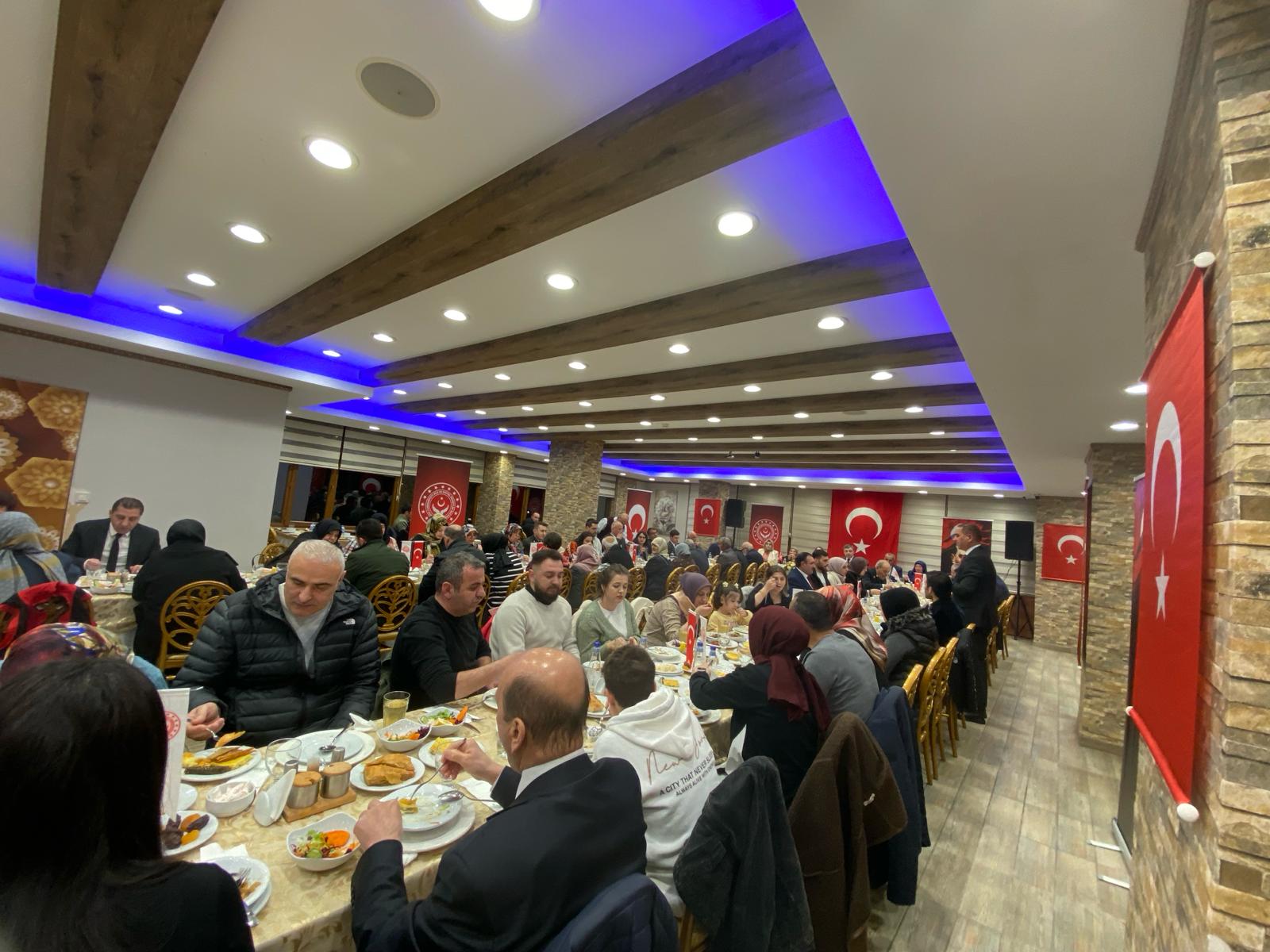 KAHRAMANLARIMIZ VE YAKINLARI İLE İFTARDAYIZ