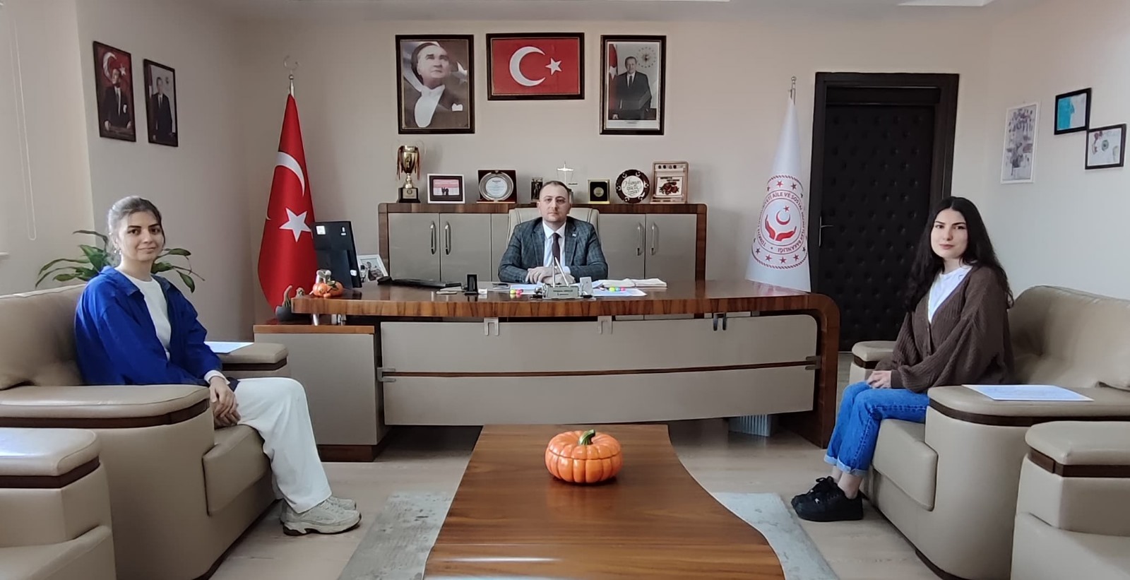 Şehit ve Gazi yakınlarının Oryantasyon Programına Katılım belgeleri takdim edildi