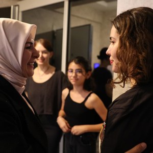 Aile ve Sosyal Hizmetler Bakanımız Göktaş'tan şehit kızına sürpriz ziyaret - fotoğraf 5