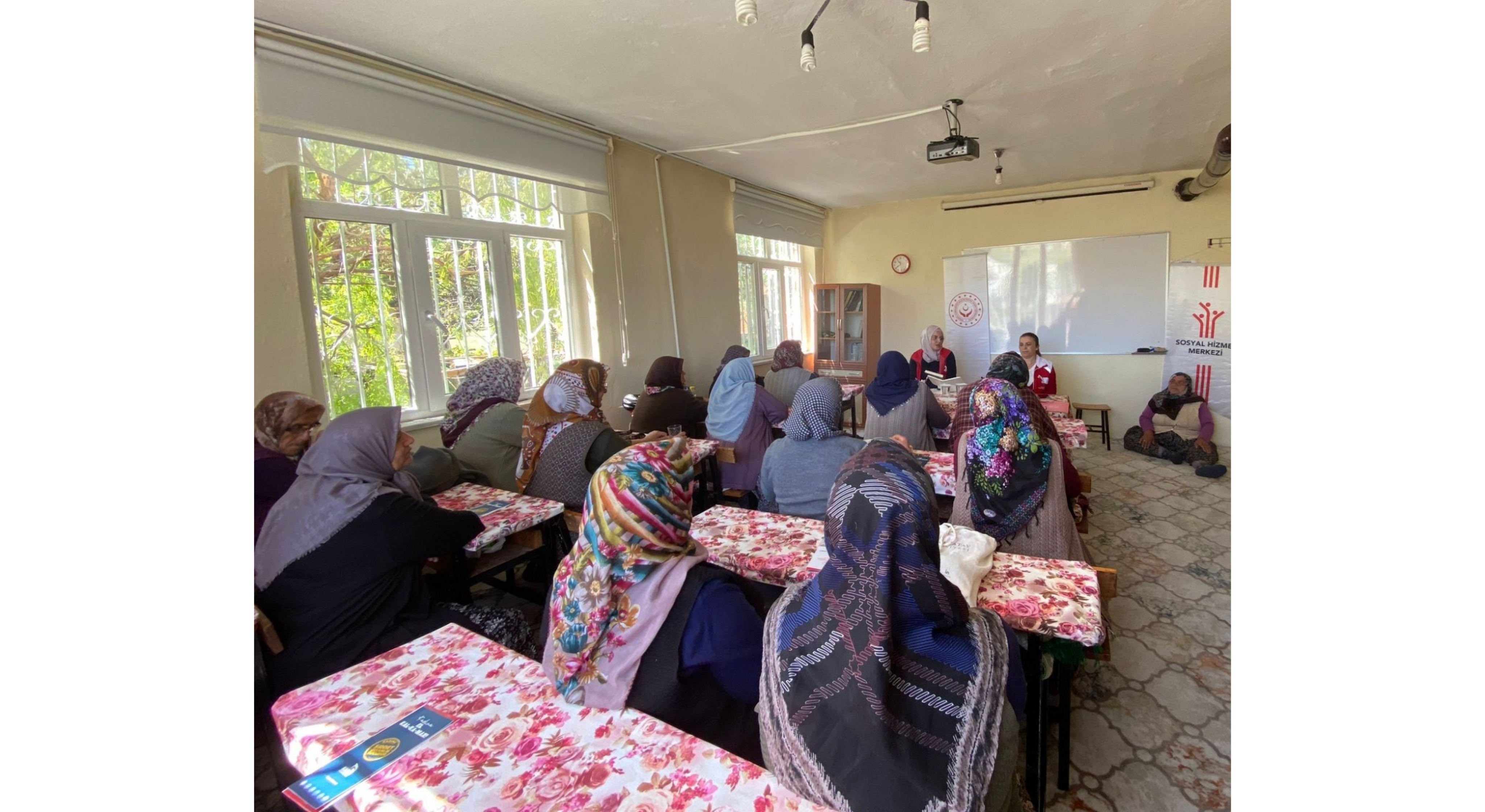 ŞARKİKARAAĞAÇ İLÇEMİZDE KADINA YÖNELİK ŞİDDETLE MÜCADELE EĞİTİMİ