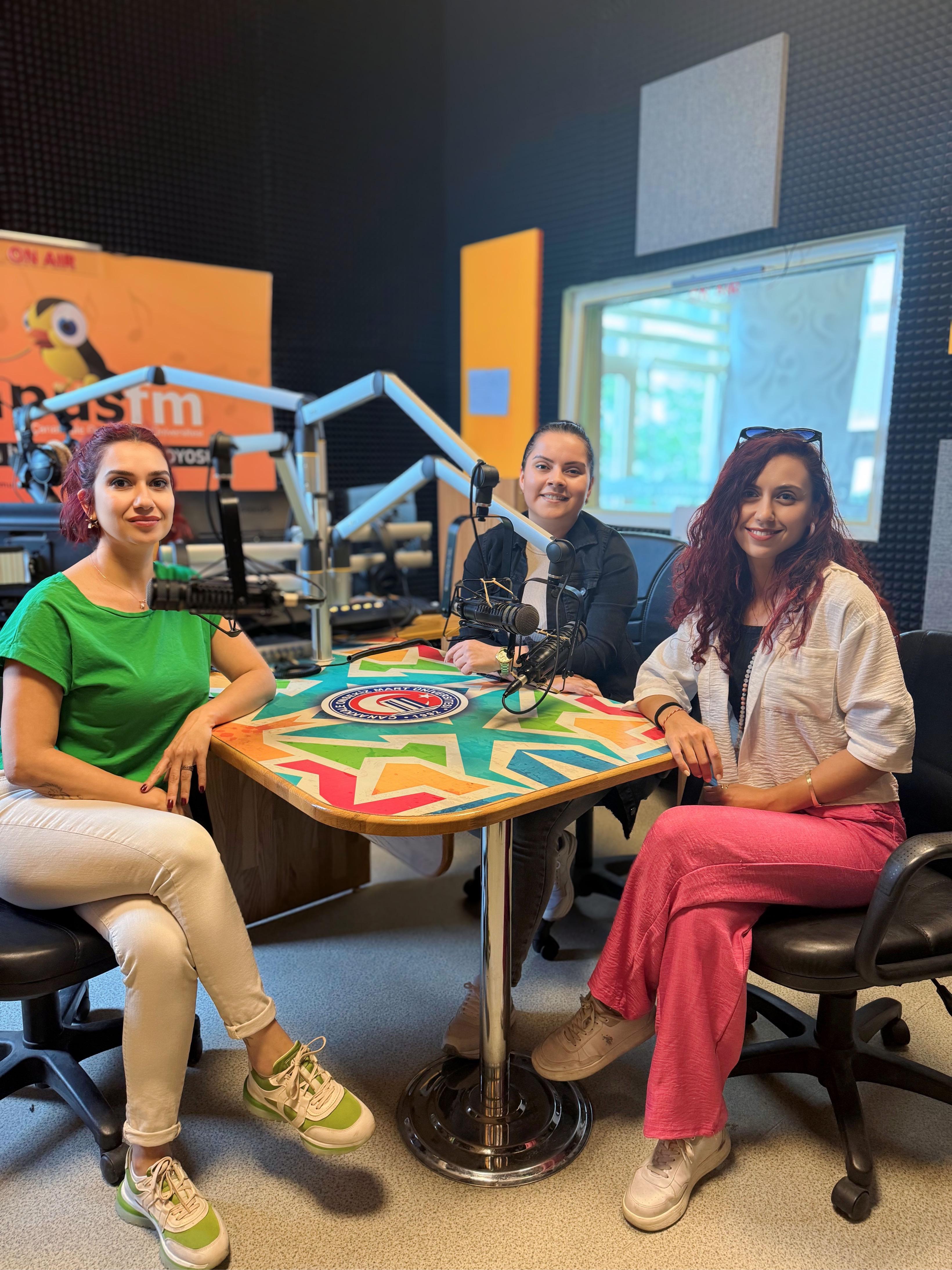 ÇOMÜ Kampüs FM'e Konuk Olduk