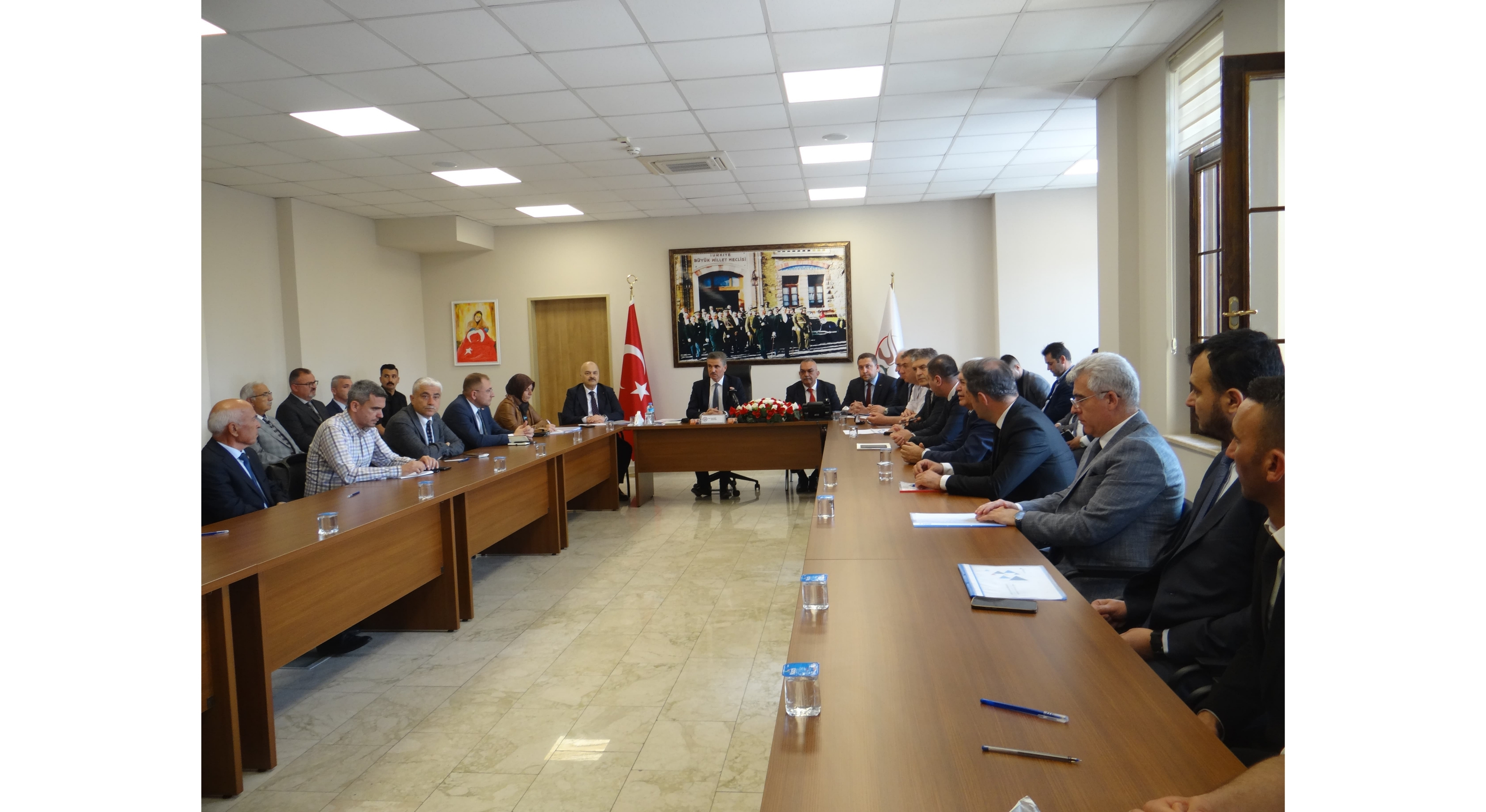 GÖNEN İLÇEMİZDE MUHTARLARIMIZ İLE BİR ARAYA GELDİK