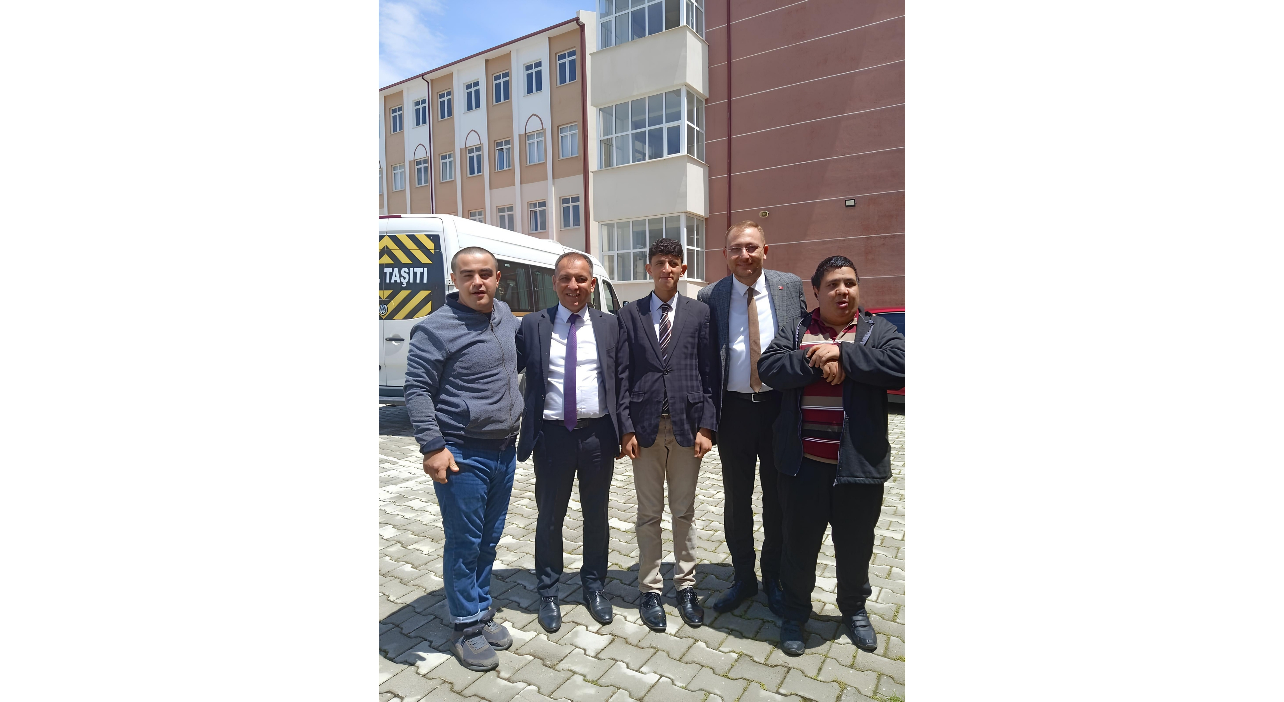 ÖZEL YÜREKLER YAŞAM BOYU KURSU