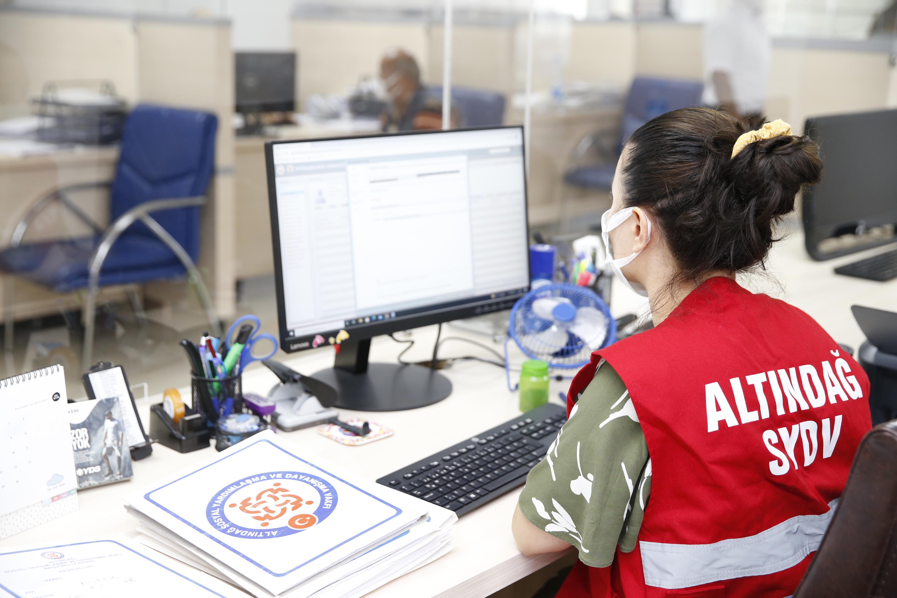 Bakanımız Mahinur Özdemir Göktaş: "Kurban Bayramı öncesinde ihtiyaç sahipleri için SYDV’lere 847,6 milyon TL ek kaynak aktardık"