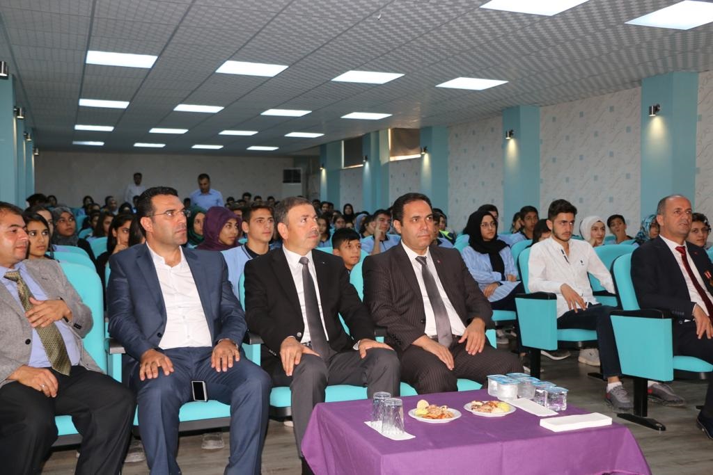 Şehitlik ve Gazilik Onuru Konferansına Katıldık.