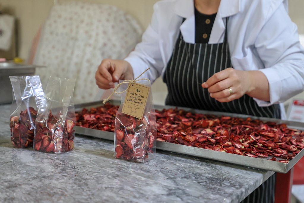 Bakanımız Mahinur Özdemir Göktaş: “E- ticaret yapan kadın kooperatiflerine tek bir platform üzerinden erişim imkânı getiriyoruz"