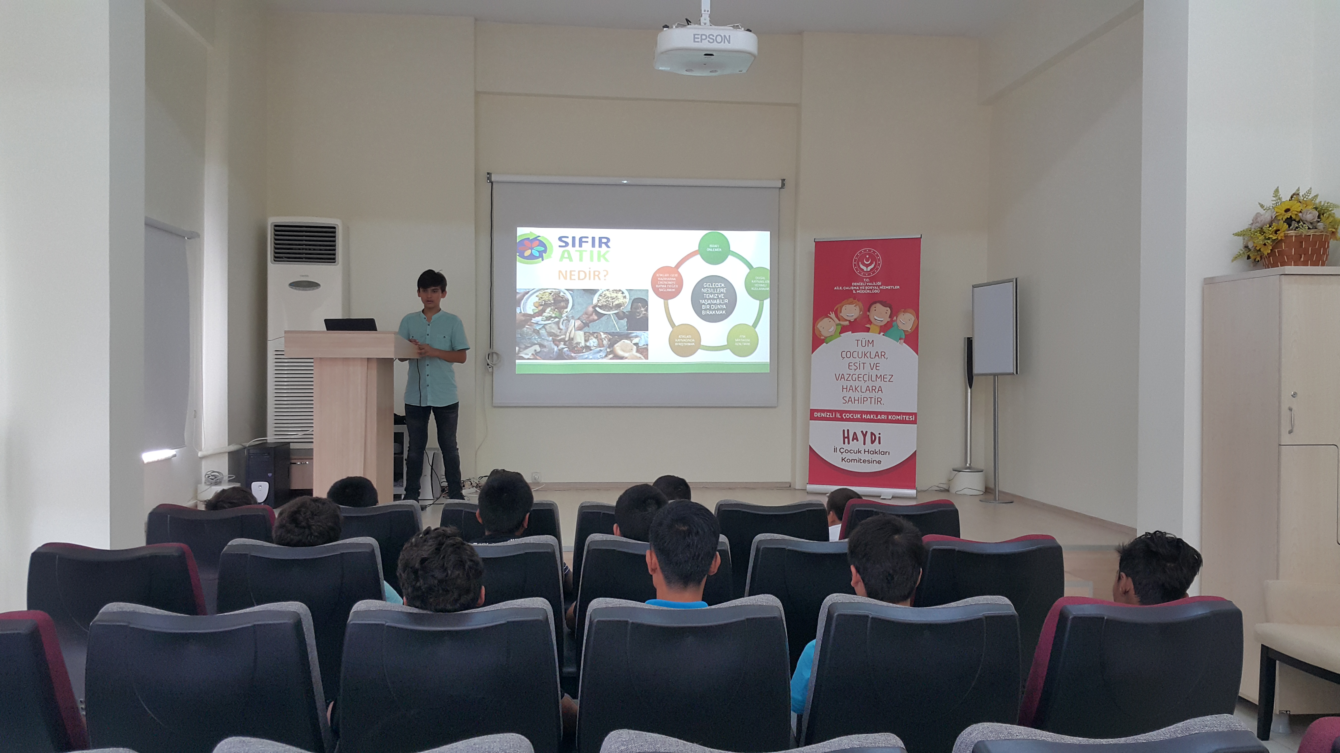 Daha Temiz Bir Dünya İçin El Ele