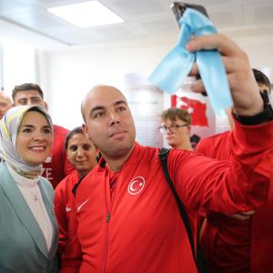 Bakanımız Mahinur Özdemir Göktaş Mersin’de Toroslar Çocuk Evleri Sitesi Hizmet Binası'nın Açılışını Yaptı - fotoğraf 18