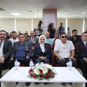 Aile ve Sosyal Hizmetler Bakanımız Göktaş, WeWalk Akıllı Baston Dağıtım Töreni'ne Katıldı - fotoğraf 2