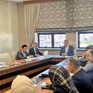 Kadına Yönelik Şiddetle Mücadele İl Koordinasyon, İzleme ve Değerlendirme Komisyon Toplantısı Yapıldı - fotoğraf 3