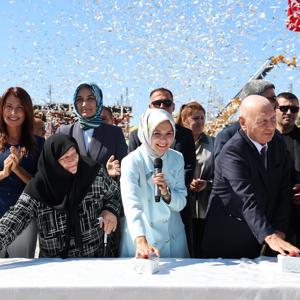 Bakanımız Göktaş, Çocuk Evleri Sitesi'nin temel atma töreni ile 6. Uluslararası Gastro Afyon Turizm ve Lezzet Festivaline katıldı - fotoğraf 8
