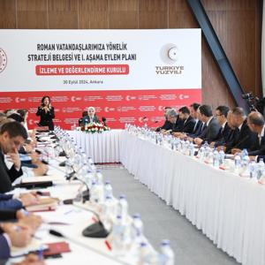 Bakan Göktaş Roman Vatandaşlara Yönelik Strateji Belgesi ve 1. Aşama Eylem Planı İzleme ve Değerlendirme Kurulu Toplantısı’na Katıldı - fotoğraf 3