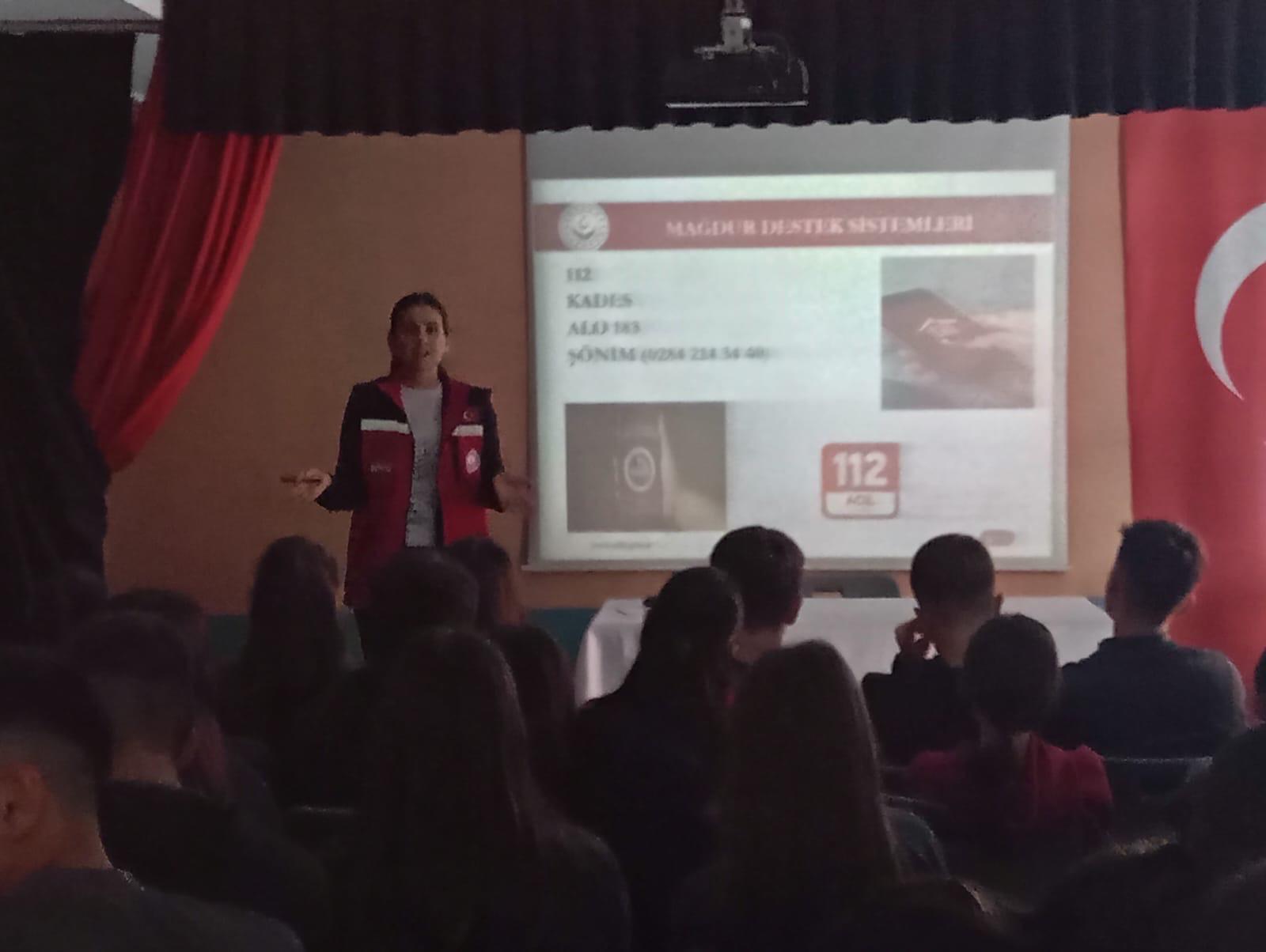 Kadına Yönelik Şiddet ve Erken Yaşta Evliliğin Sakıncaları Konulu Eğitimler Devam Ediyor...