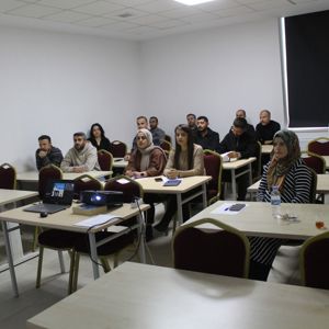 Aile ve Sosyal Hizmetler Bakan Yardımcısı Tarıkdaroğlu, Hakkari'de "Hizmet İçi Eğitim Programına" katıldı - fotoğraf 5