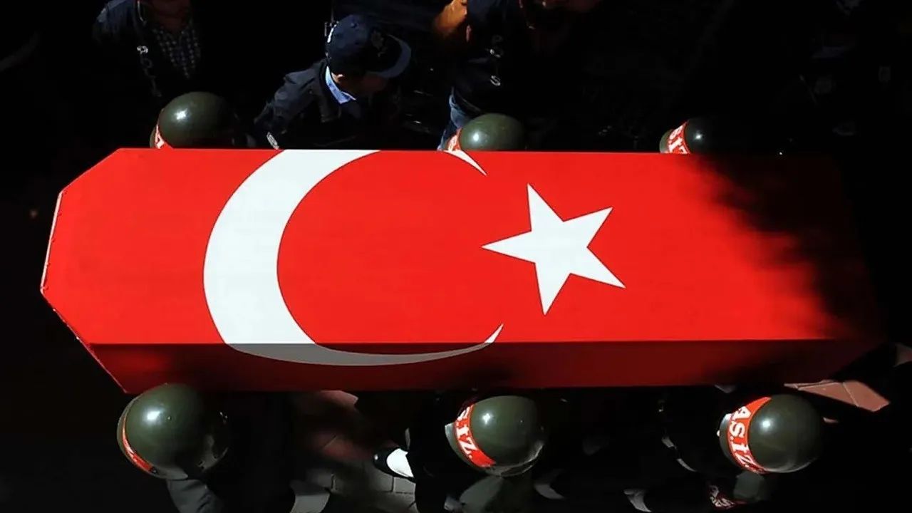 AZİZ MİLLETİMİZİN BAŞI SAĞ OLSUN !