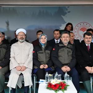 Bakanımız Mahinur Özdemir Göktaş, Milli Ağaçlandırma Günü’nde Gazze Hatıra Ormanı’na Fidan Dikti - fotoğraf 2