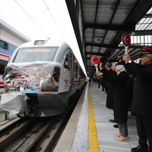 "Turistik Tuz Ekspresi Engelleri Kaldırmak İçin Sefere Çıkıyor Projesi" treni, Ankara'dan uğurlandı - fotoğraf 2