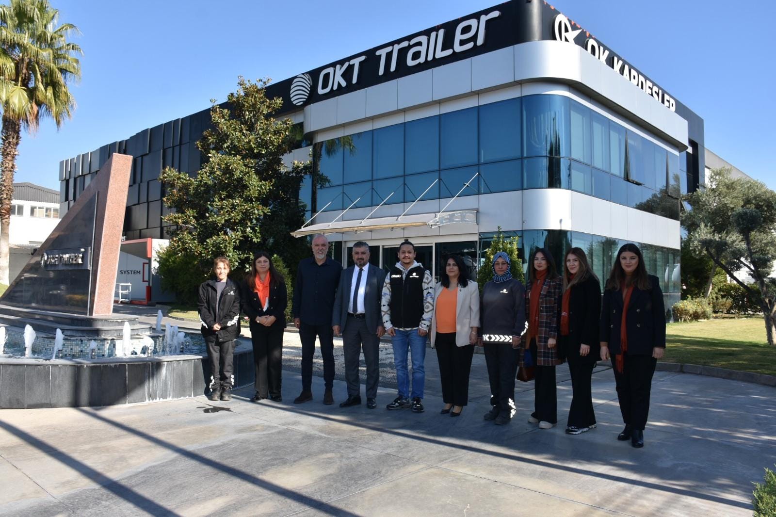 25 Kasım Kadına Yönelik Şiddetle Mücadele Günü Kapsamında Farkındalık İçin O.K.T. TRAILER Fabrikasında Çalişan Personel ile Bir Araya Geldik.