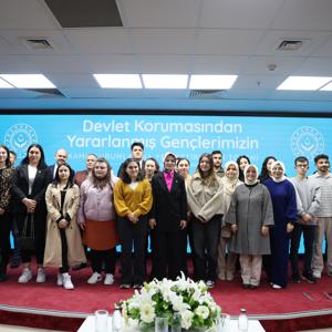 Bakanımız Göktaş,  "Devlet Korumasından Yararlanmış Gençlerimizin Kamu Kurumlarına Yerleştirilmesi Kura Töreni"nde konuştu - fotoğraf 5