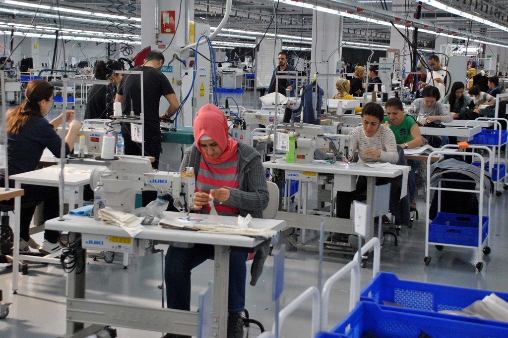 Bakan Selçuk: “Çalışan Annelere Aylık 644 Lira (100 Avro) Destek Sağlayacağız”