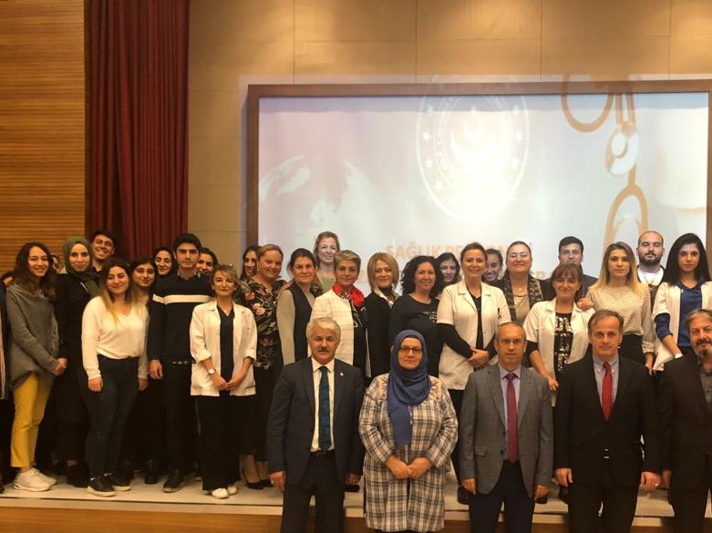 Ankara Resmi ve Özel Huzurevleri ve Yaşlı Bakım Merkezlerinde Görevli Sağlık Personeline Hizmetiçi Eğitim Programı Düzenlendi