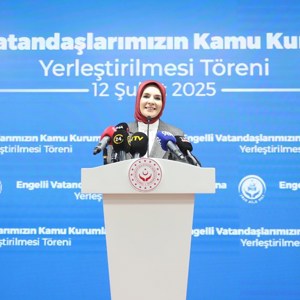 Bakanımız Göktaş, "Engelli Vatandaşların Kamu Kurumlarına Yerleştirilmesi Töreni"ne katıldı - fotoğraf 2