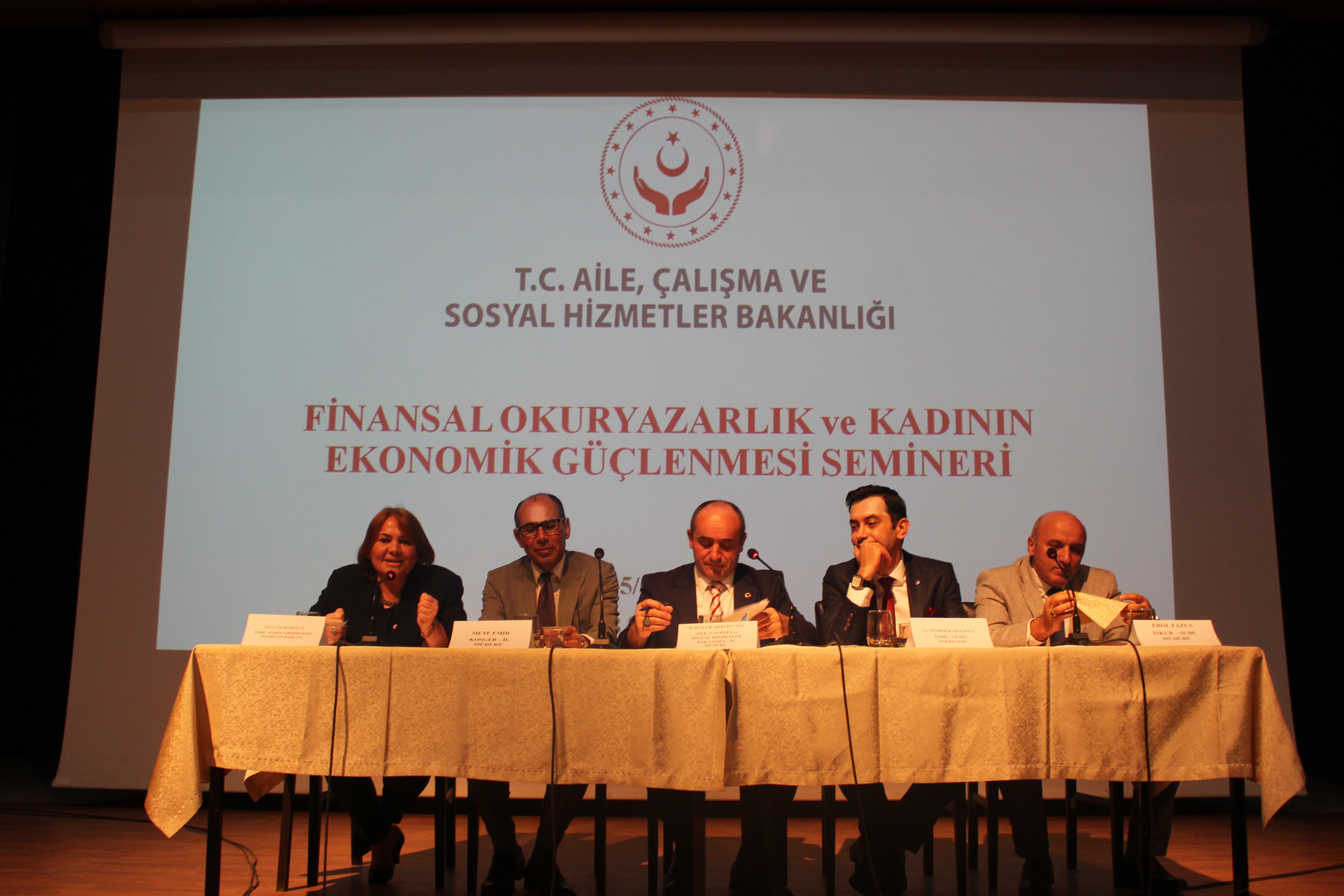 Finansal Okuryazarlık Ve Kadınların Ekonomik Güçlendirilmesi Konulu Panel Düzenlendi