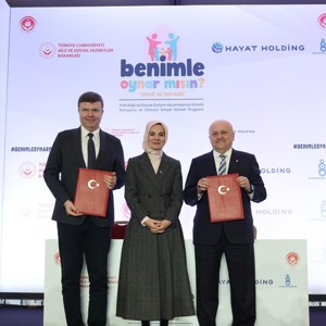 Aile ve Sosyal Hizmetler Bakanımız Göktaş, "Benimle Oynar mısın?" projesinin imza töreninde konuştu - fotoğraf 3