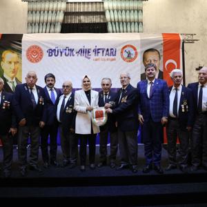 Aile ve Sosyal Hizmetler Bakanımız Göktaş, Kırşehir'de "Büyük Aile İftarı"nda konuştu - fotoğraf 5