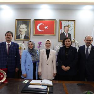 Aile ve Sosyal Hizmetler Bakanımız Göktaş, Kırşehir'de "Büyük Aile İftarı"nda konuştu - fotoğraf 8