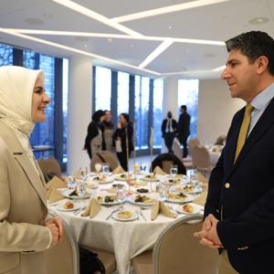 Bakanımız Göktaş: "Türkiye olarak iş hayatında güçlendiren politikalarla kadınları desteklemeye gayret ediyoruz" - fotoğraf 3