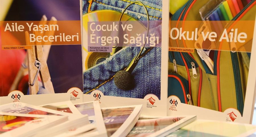 İstanbul’da 97 Kursiyere “Okul ve Aile” ana başlığında eğitim verildi.