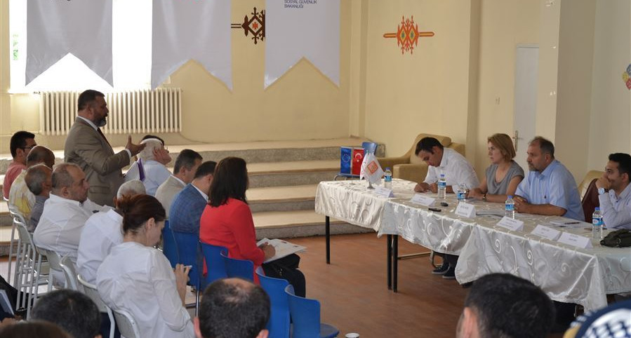 Romanların Yoğun Olarak Yaşadığı Yerlerde Sosyal İçermenin Desteklenmesi (SİROMA) toplantısı Edirne’de gerçekleştirildi.