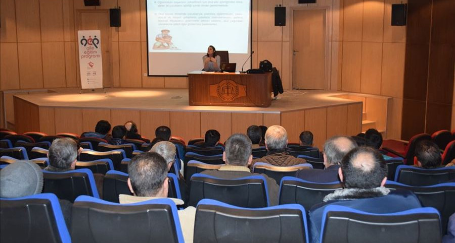 Edirne’de Aile Eğitim Programı kapsamında 70 katılımcıya eğitim verildi.