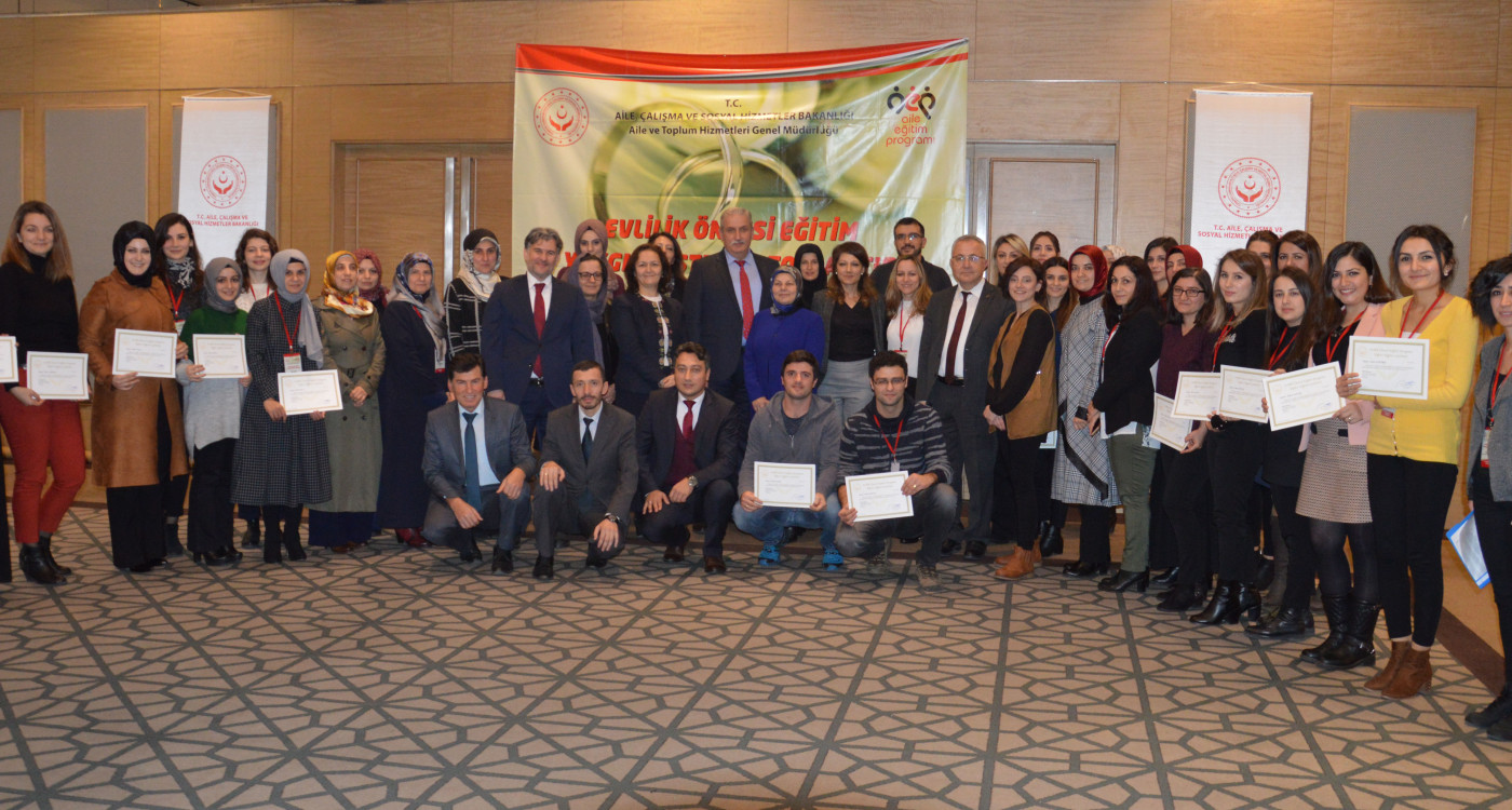 Zonguldak’ta “Evlilik Öncesi Eğitim 2017-2018 Yaygınlaştırma Projesi” kapsamında toplantı ve eğitici eğitimi düzenlendi