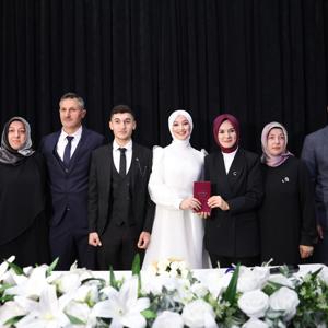 Aile ve Sosyal Hizmetler Bakanımız Göktaş, Kastamonu'da koruyucu ailelerle iftarda buluştu - fotoğraf 14