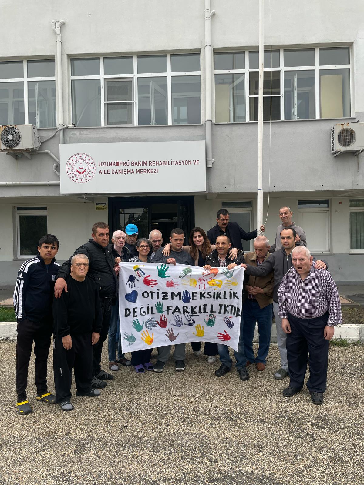 Uzunköprü Bakım, Rehabilitasyon ve Aile Danışma Merkezi Müdürlüğünde Dünya Otizm Günü Kapsamında Etkinlikler Düzenlendi.