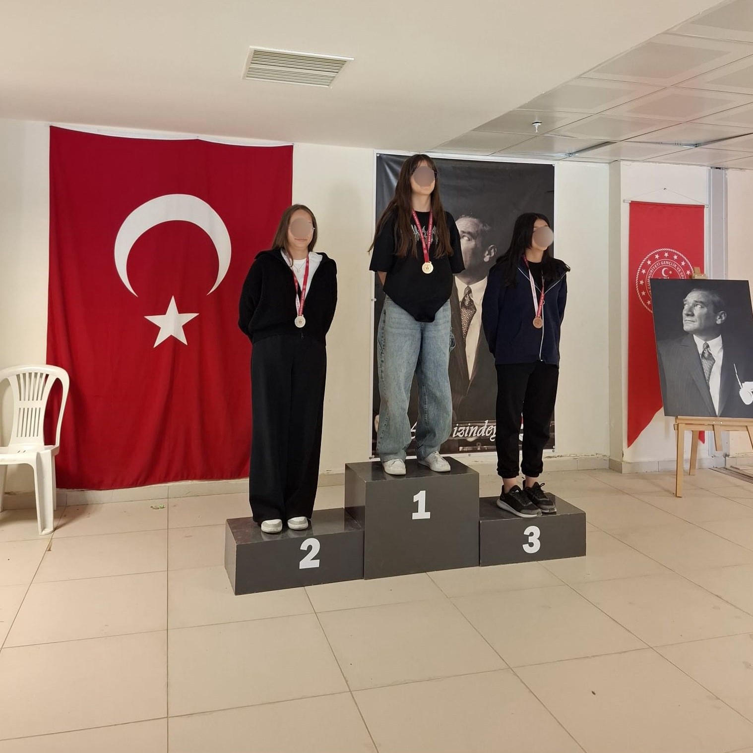 🏆 Aile Yılı’nda Çocuklarımızdan Satrançta Büyük  Başarı!
