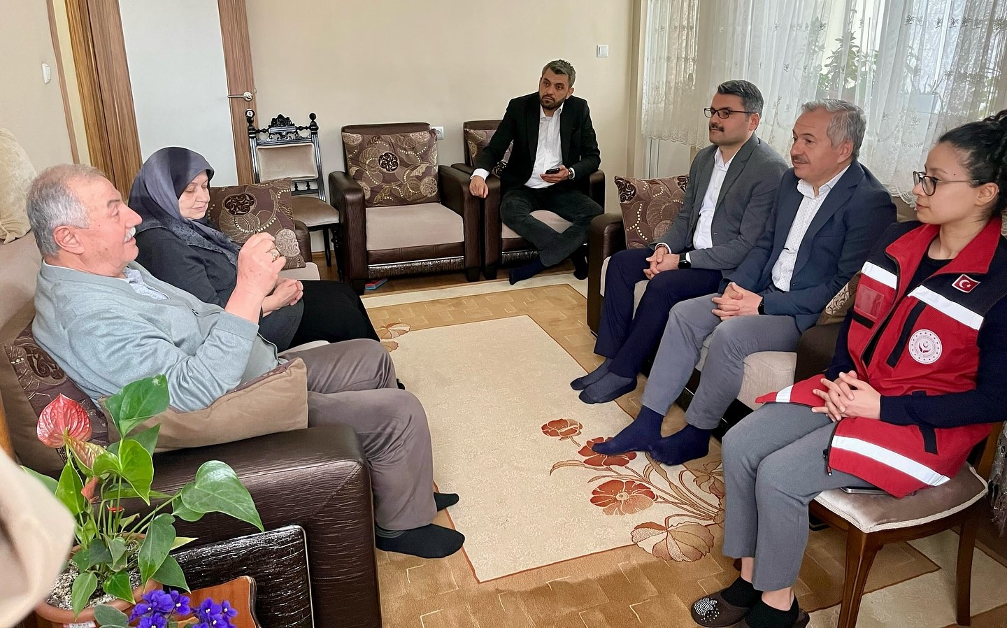 Aziz Şehidimiz Hava Pilot Teğmen Yavuz Eracar’ın Kıymetli Ailesine Ziyaret