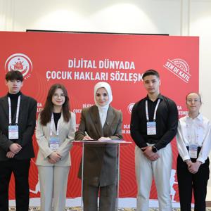 Aile ve Sosyal Hizmetler Bakanımız Göktaş, "Dijital Dünyada Çocuk Hakları Sözleşmesi"ne ilk imzayı attı - fotoğraf 1
