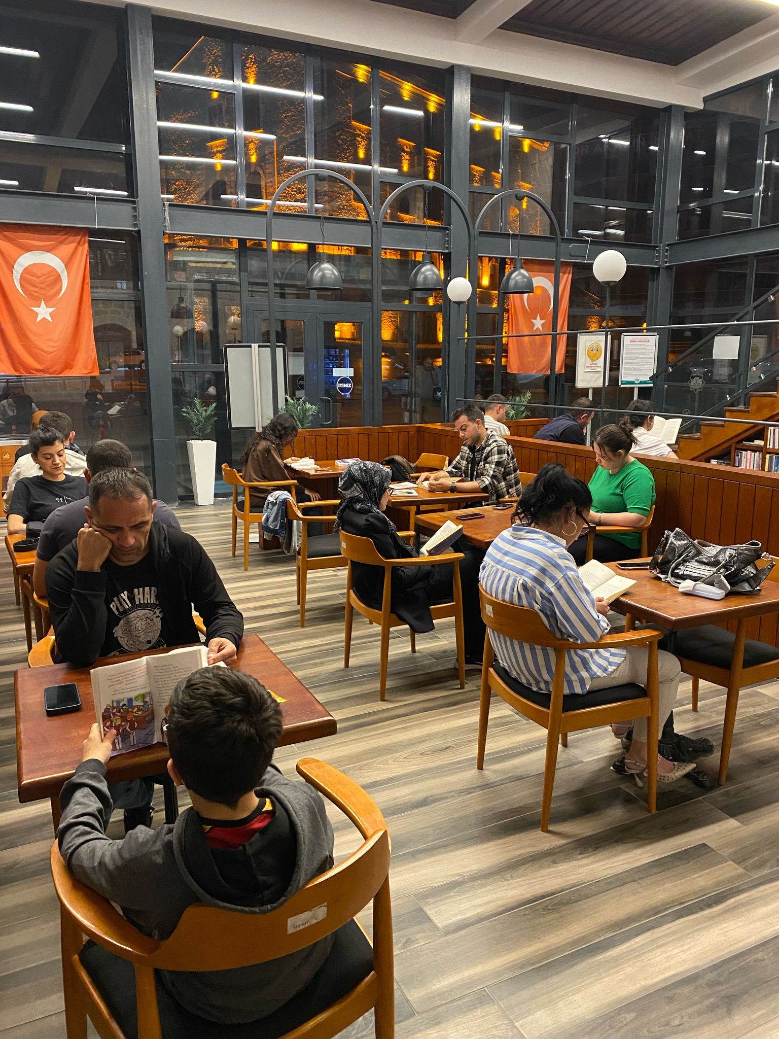 📚 Kütüphanelerde Ailemle Okuyorum  Etkinliğimizi Gerçekleştirdik!