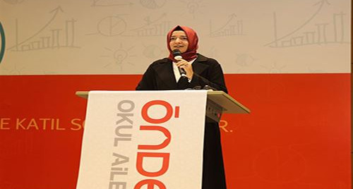 ''Fikri hür, vicdanı hür nesiller yetiştirmek için her alanda olduğu gibi eğitimde de ciddi bir seferberlik içerisindeyiz’’