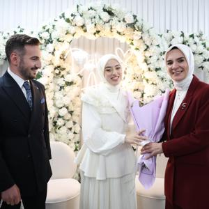 Aile ve Sosyal Hizmetler Bakanımız Göktaş, İstanbul'da kendisini sosyal medyadan davet eden gence kız istedi - fotoğraf 11
